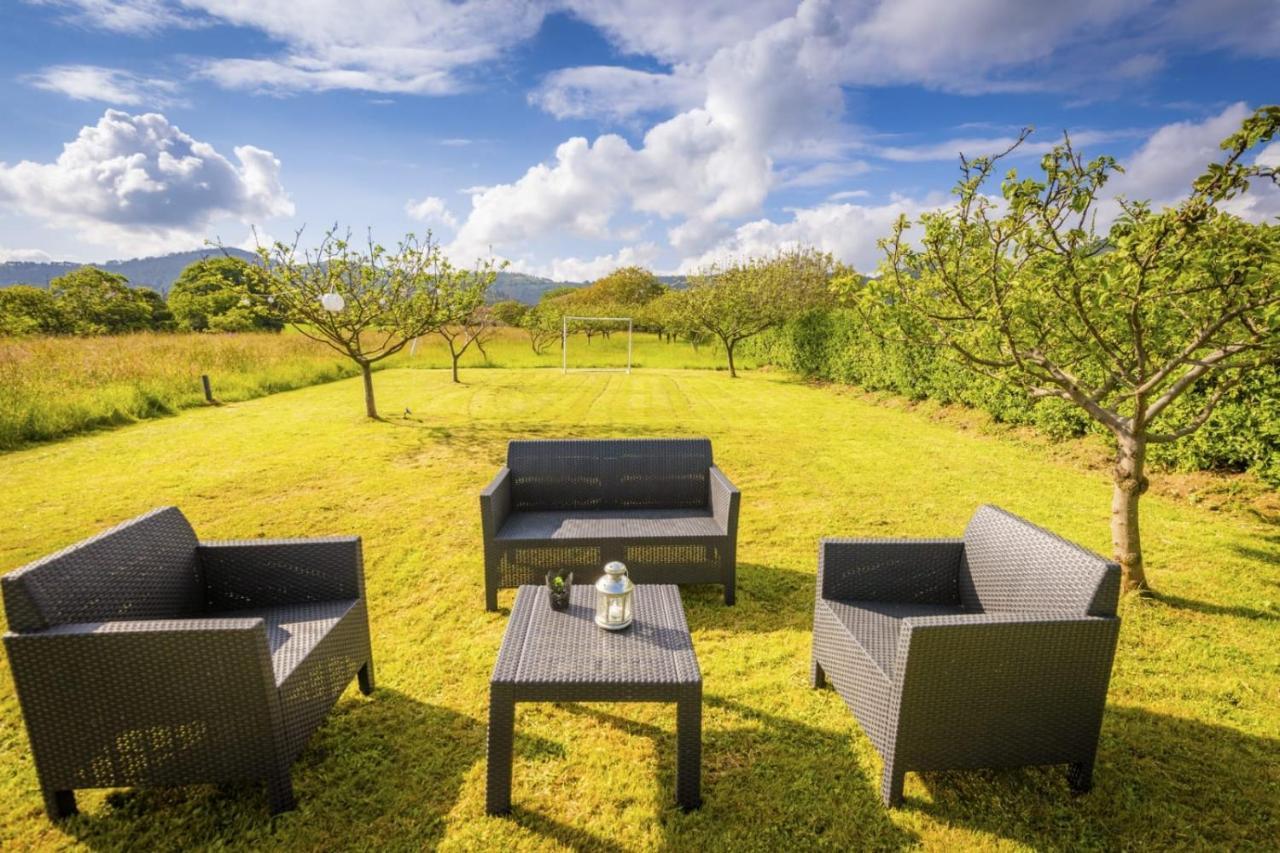 Apartamentos Pumarin Santa Marina  ภายนอก รูปภาพ