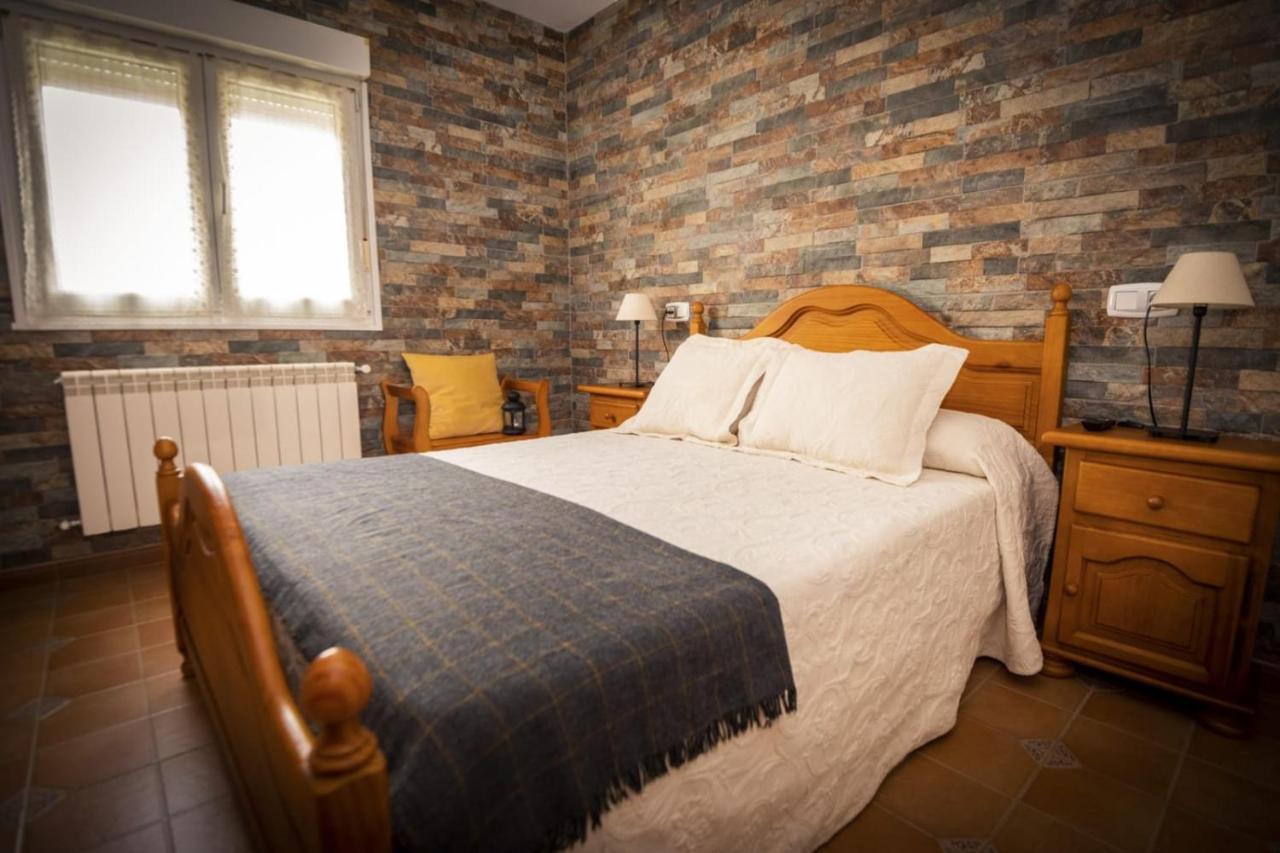 Apartamentos Pumarin Santa Marina  ภายนอก รูปภาพ