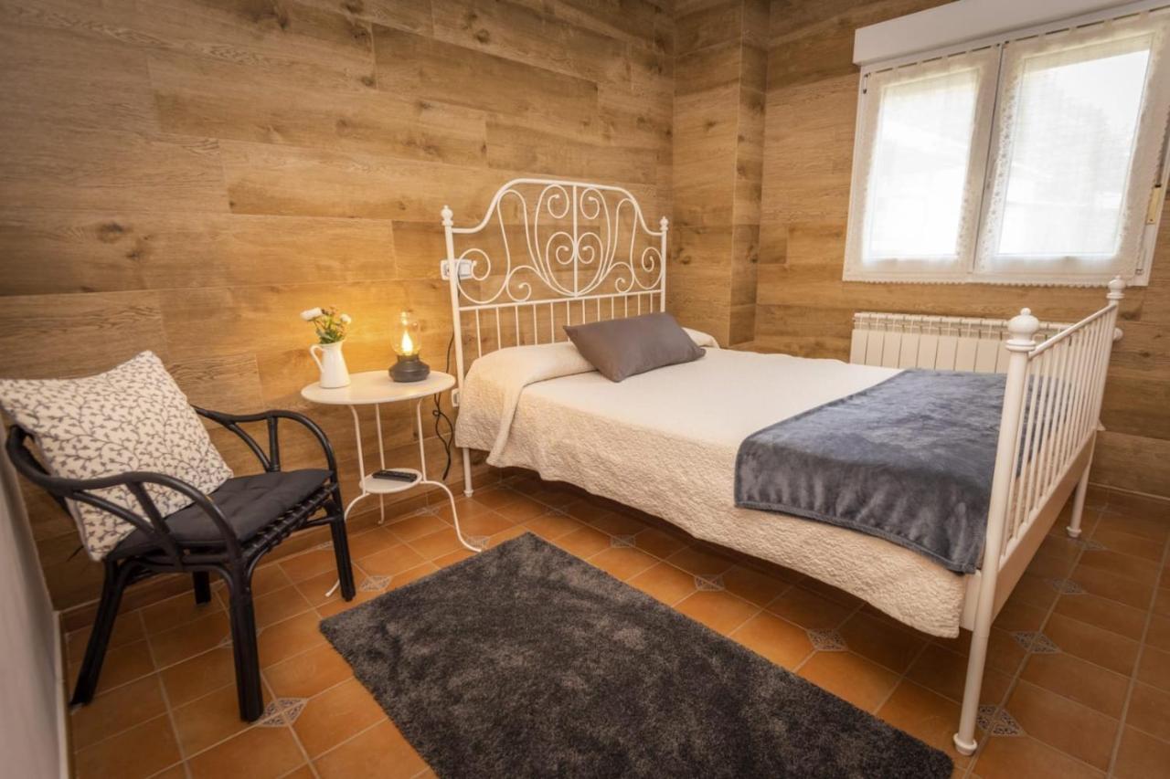 Apartamentos Pumarin Santa Marina  ภายนอก รูปภาพ