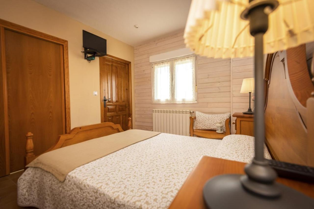 Apartamentos Pumarin Santa Marina  ภายนอก รูปภาพ