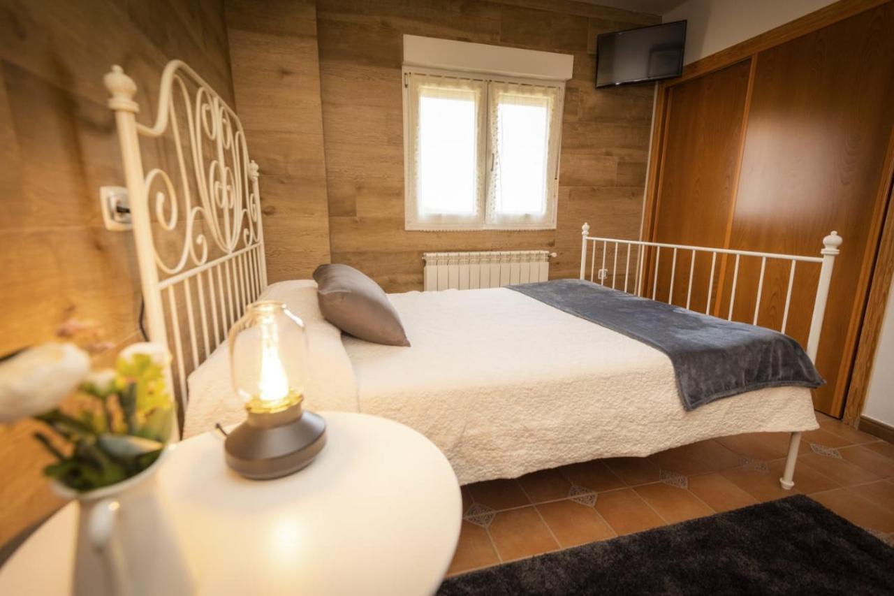 Apartamentos Pumarin Santa Marina  ภายนอก รูปภาพ