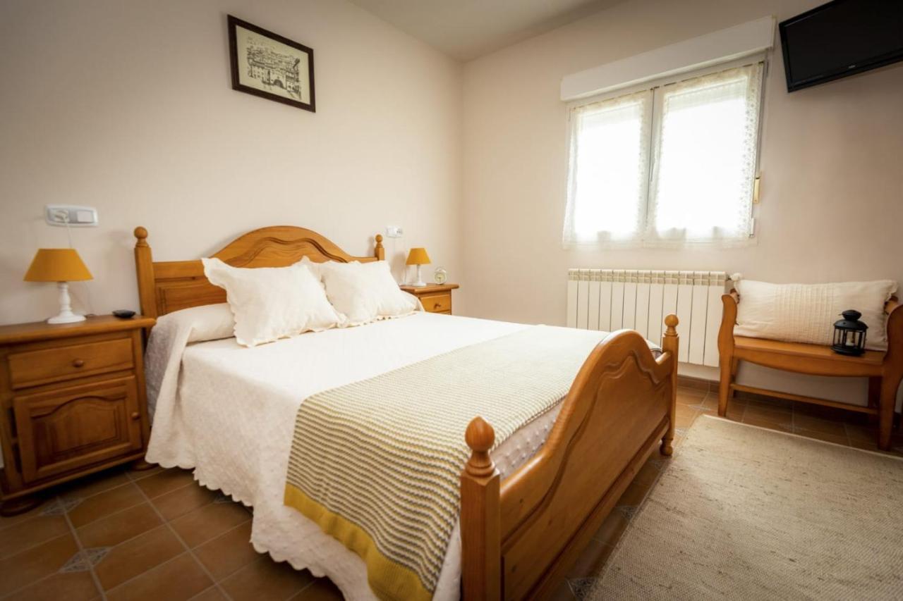 Apartamentos Pumarin Santa Marina  ภายนอก รูปภาพ