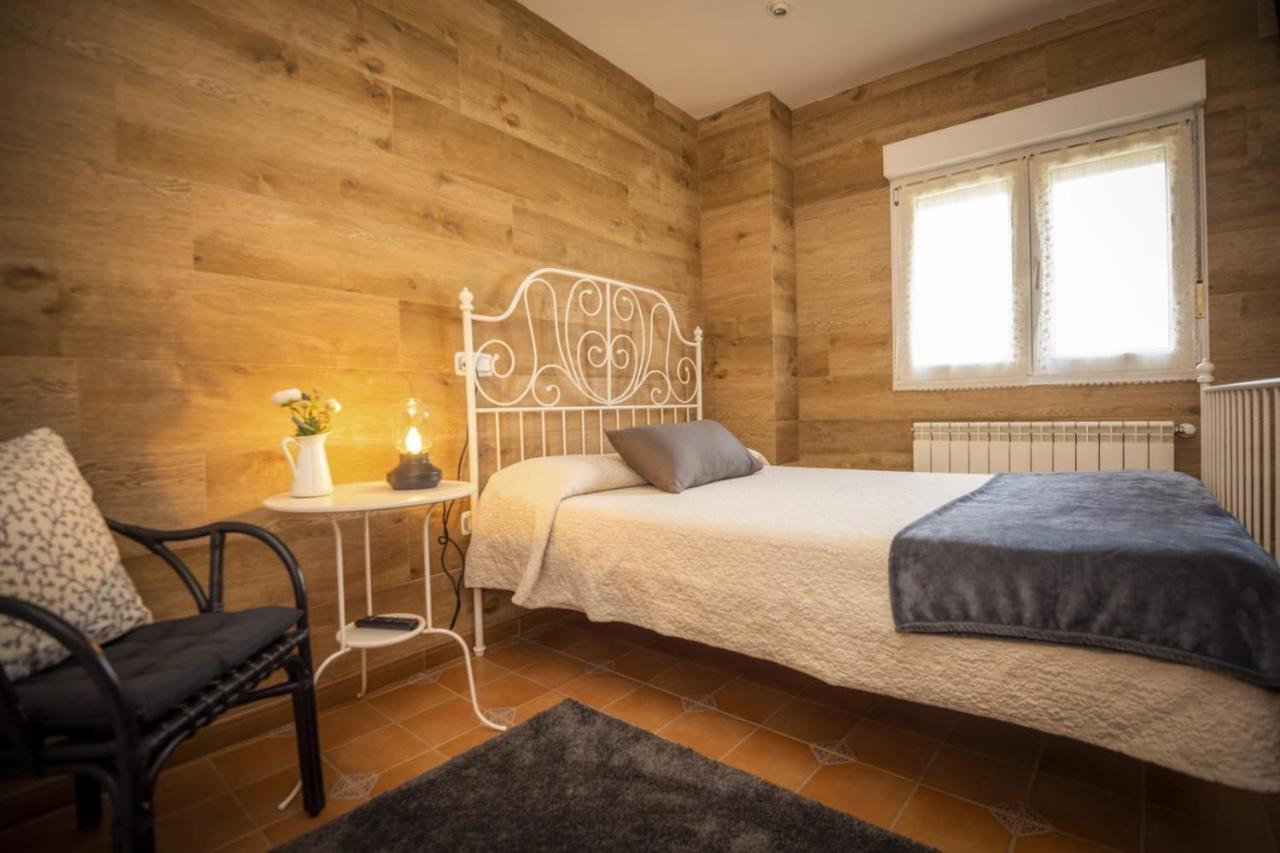 Apartamentos Pumarin Santa Marina  ภายนอก รูปภาพ