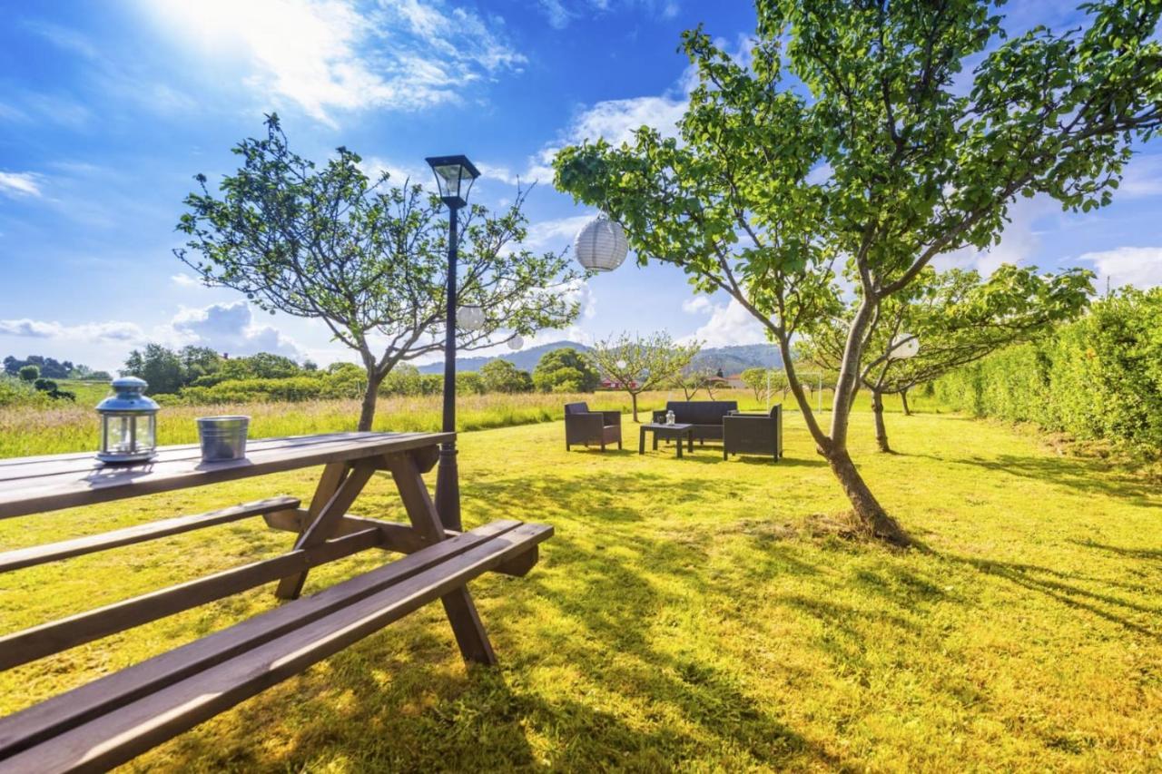 Apartamentos Pumarin Santa Marina  ภายนอก รูปภาพ